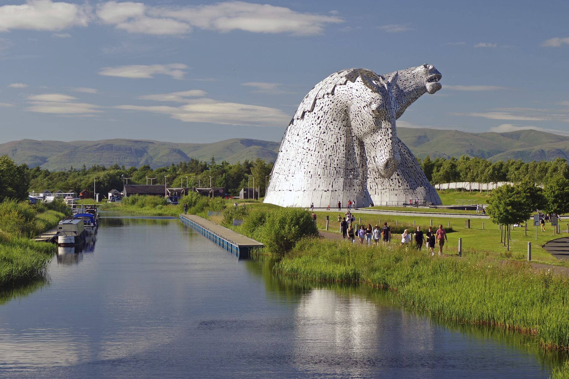 Kelpies, Stirling Castle & Loch Lomond image