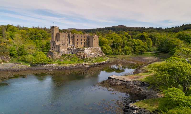 Medium Dunvegan Castle And Gardens (1)