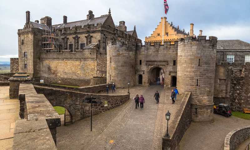 Medium HAG Stirling Castle Exterior Stephen Bridger 2016 Hero (1)