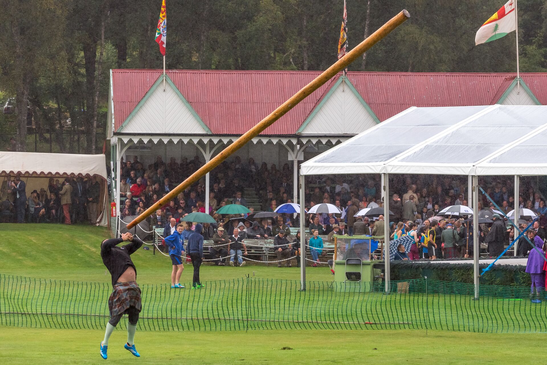 image of Highlight Caber Tossing