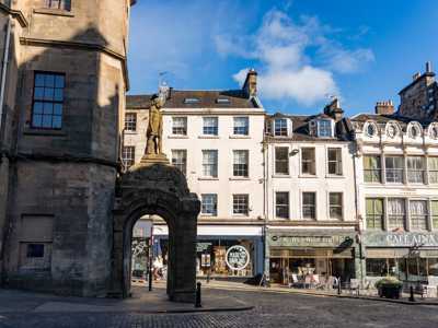 Stone-built City buildings in Stirling