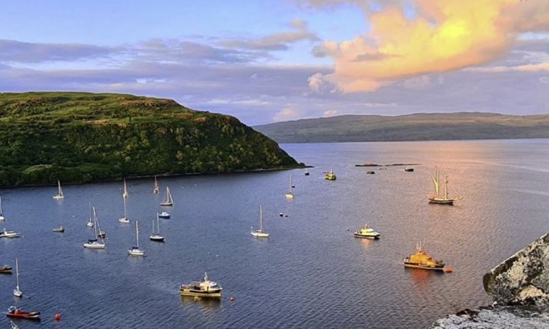 📷 by the wonderful @justmaggiethistime. Thanks so much for sharing those beautiful moments of your tour with us!⁠