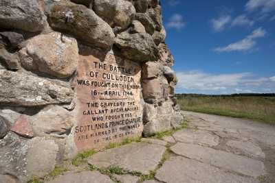 image of Highlight Memorial Cairn Culloden Battlefield Scotland tours 